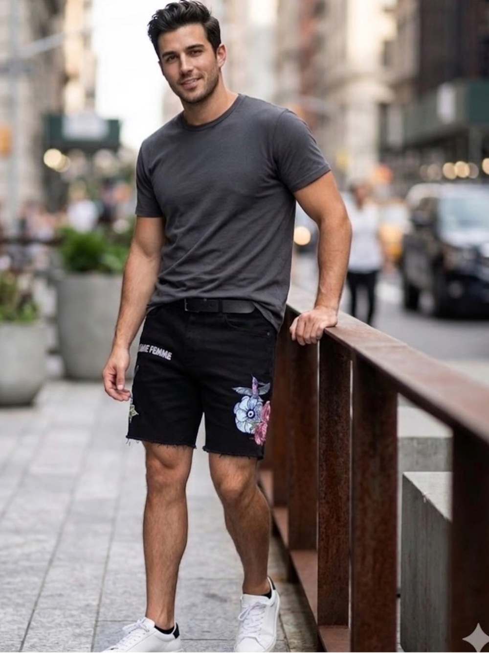 Homme + Femme Embroidered Denim Shorts Size 32